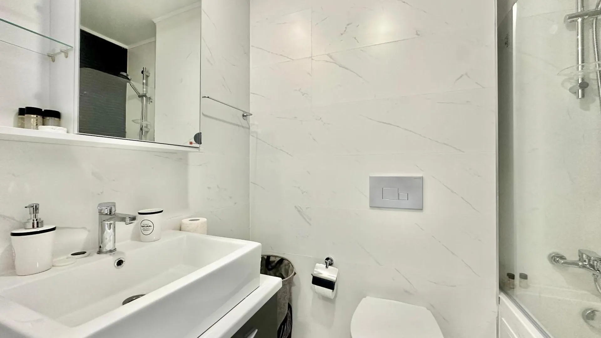 Apartment Single Room 001A Stayinn By Cosmopolis Stefanestii de Jos